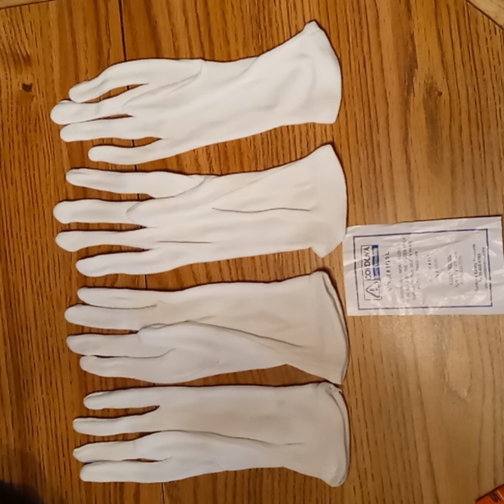 Gloves By Cordova Women's Work Gloves   2 Pair Sz Sm to Med Fit